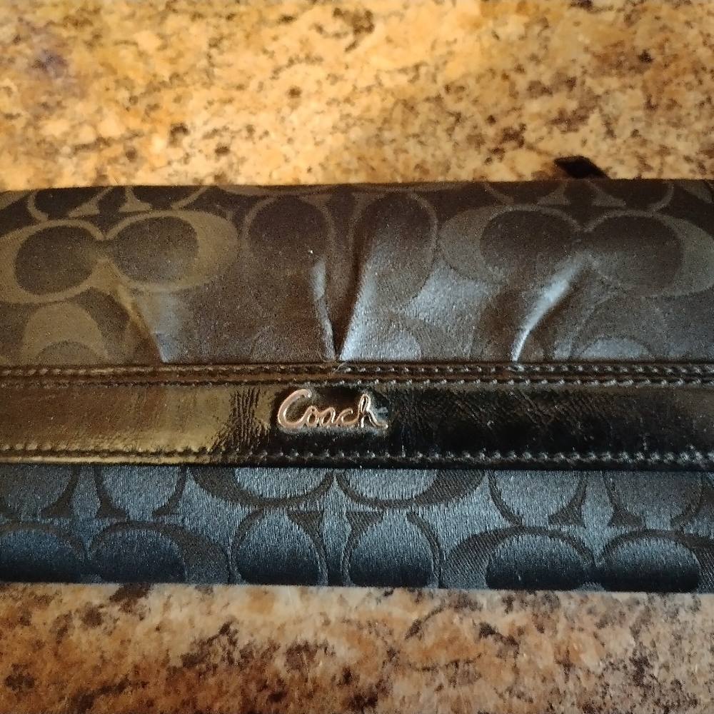 Ladies coach wallet